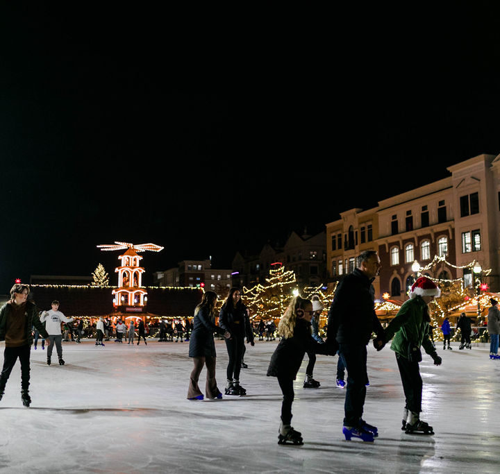 597a0715 2 Christkindlmarkt Westpoint Financial Group