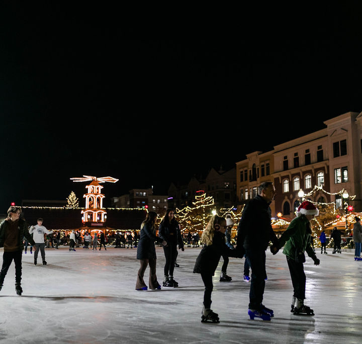 597a0715 Christkindlmarkt Westpoint Financial Group